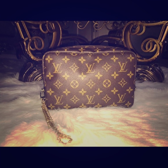 Louis Vuitton Handbags - AUTHENTIC LOUIS VUITTON